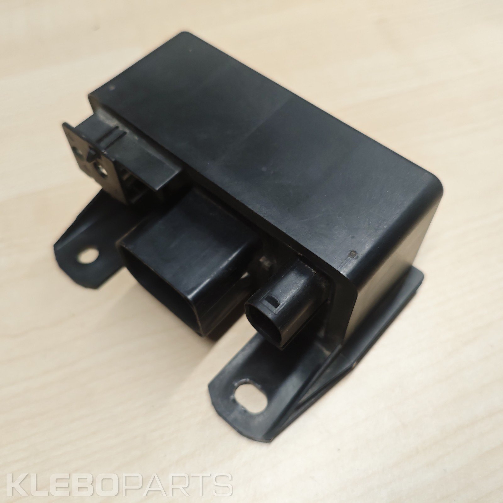 Mercedes Benz 2.2 CDI Glow Plug Control Relay A0005453516 A0255452832 4 Mercedes Benz 2.2 CDI Glow Plug Control Relay A0005453516 A0255452832 - Image 4