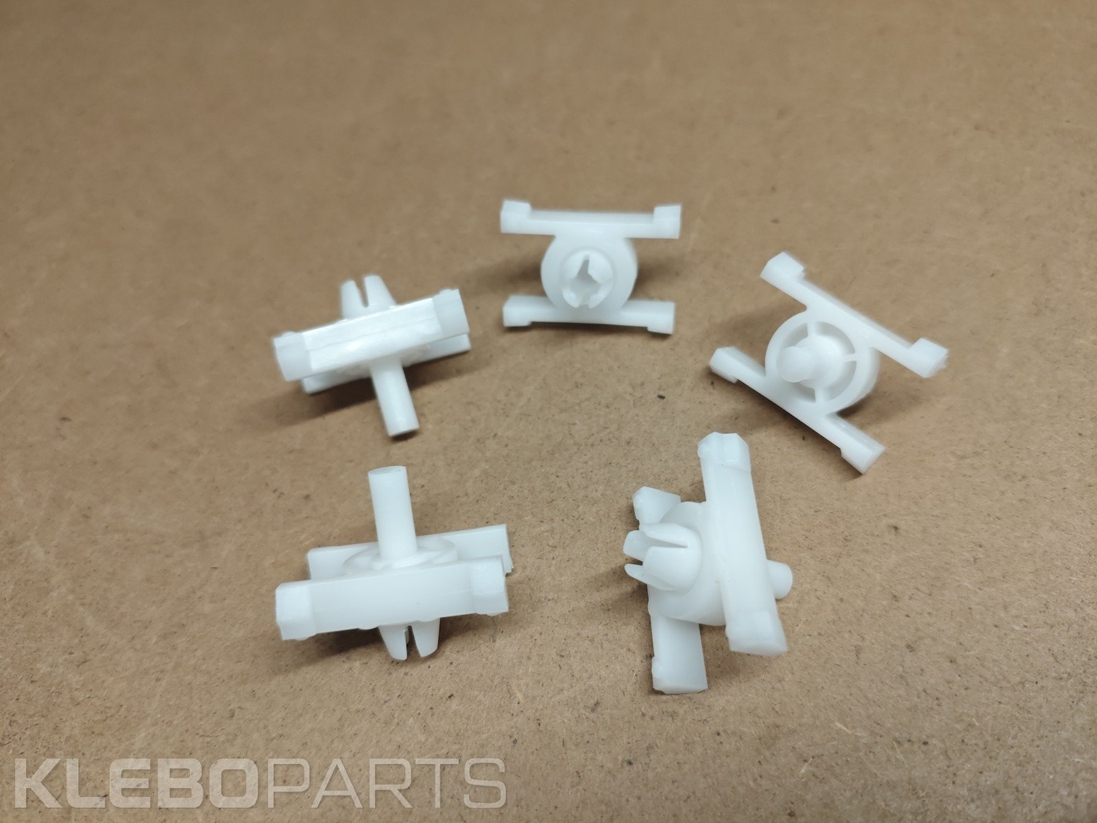 5X GENUINE BMW 1502 2002 E12 E21 E30 Door Moulding Trim Clip Clamp 51131829904 3 5X GENUINE BMW 1502 2002 E12 E21 E30 Door Moulding Trim Clip Clamp 51131829904 - Image 3
