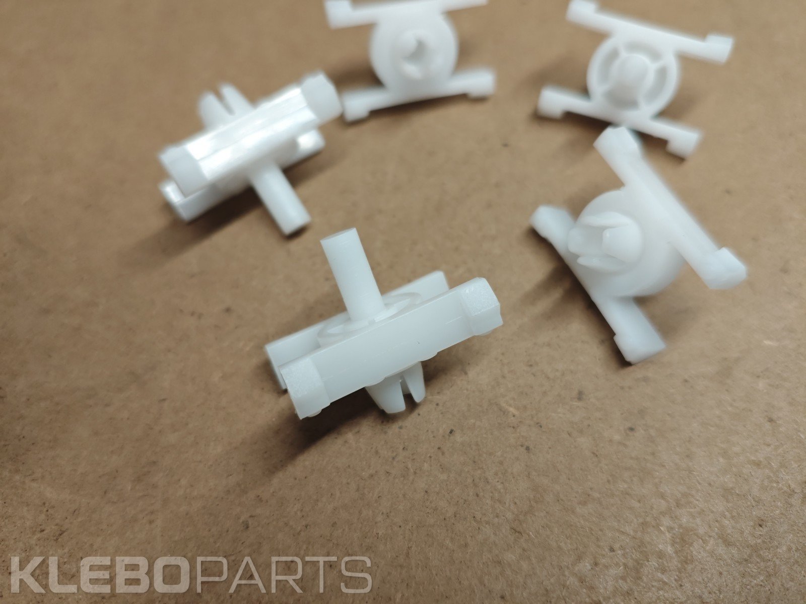 5X GENUINE BMW 1502 2002 E12 E21 E30 Door Moulding Trim Clip Clamp 51131829904 4 5X GENUINE BMW 1502 2002 E12 E21 E30 Door Moulding Trim Clip Clamp 51131829904 - Image 4