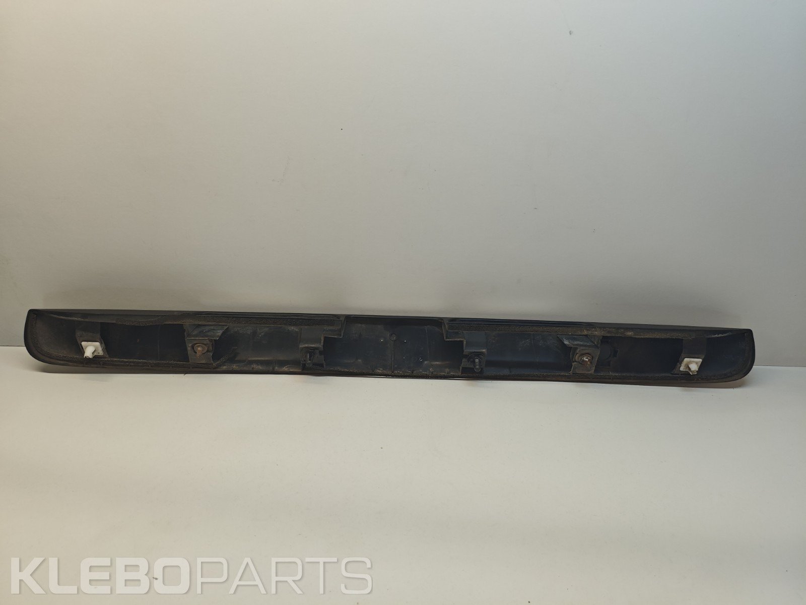 Honda Civic VII 2002–2005 EP1 EP2 EP3 galinės bagažinės apdaila / licencijos juosta 74890S5SE01 15 Honda Civic VII 2002–2005 EP1 EP2 EP3 galinės bagažinės apdaila / licencijos juosta 74890S5SE01 - Image 15