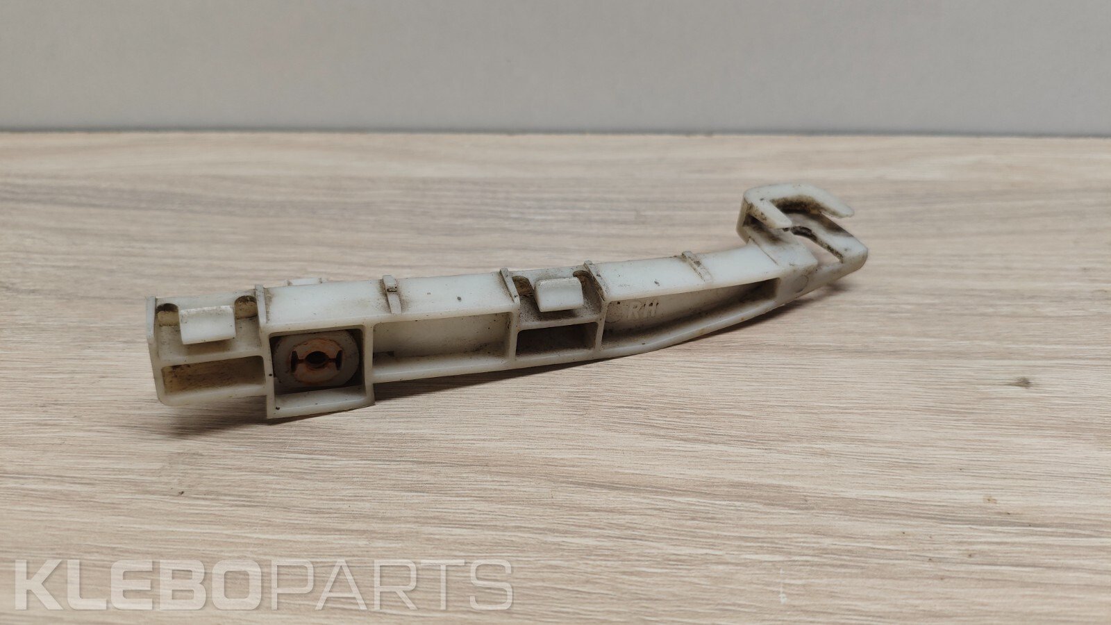 Honda Civic VII 2002–2005 EP2 EP3 EP4 galinio buferio dešinė tvirtinimo tarpinė OEM 3 Honda Civic VII 2002–2005 EP2 EP3 EP4 galinio buferio dešinė tvirtinimo tarpinė OEM - Image 3