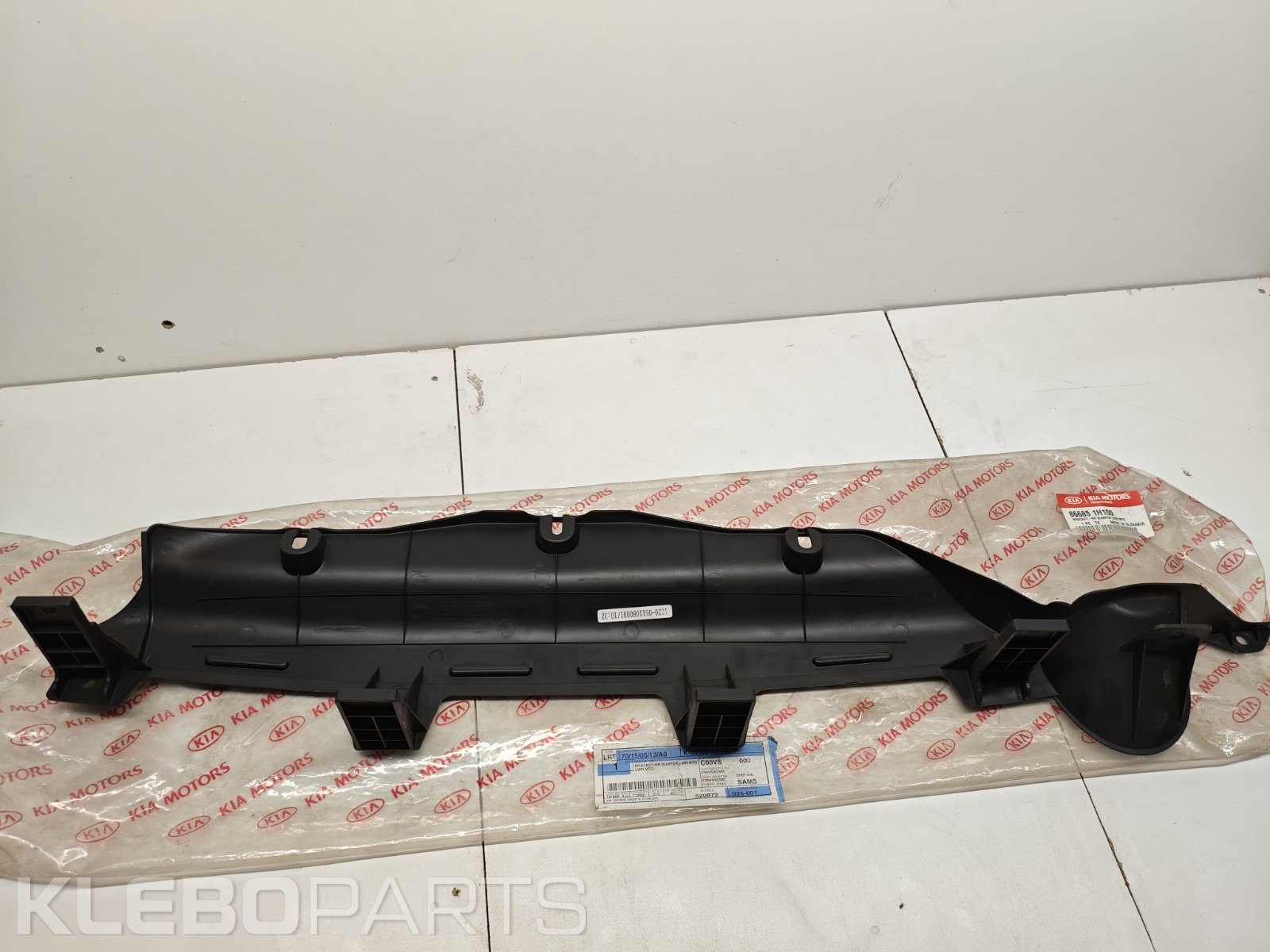 Kia Ceed 2009–2012 galinio buferio apatinis laikiklis 866851H100 9 Kia Ceed 2009–2012 galinio buferio apatinis laikiklis 866851H100 - Image 9