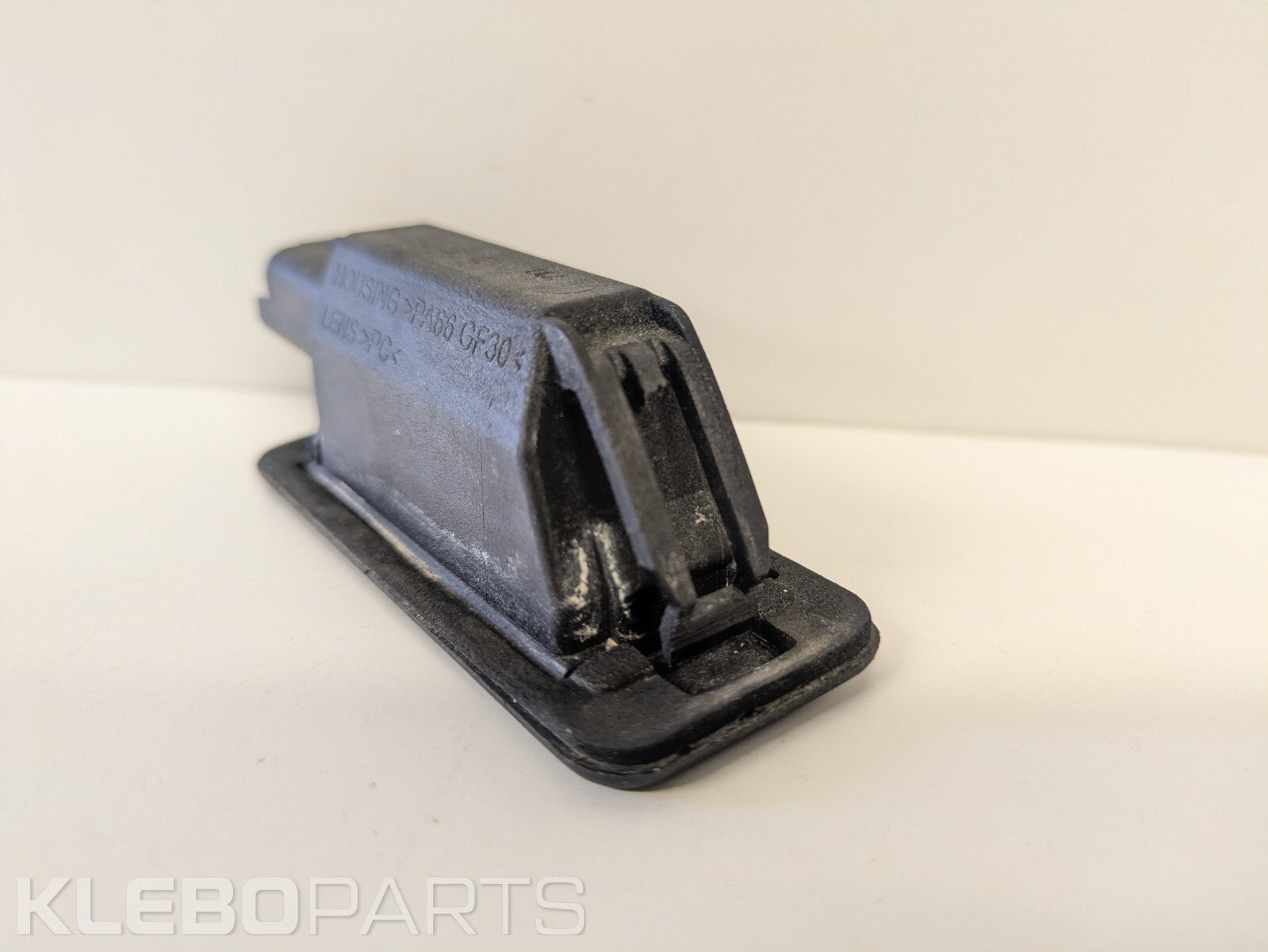 Peugeot 508 SW numerio apšvietimo lemputė 9682403680 OEM 3 Peugeot 508 SW numerio apšvietimo lemputė 9682403680 OEM - Image 3