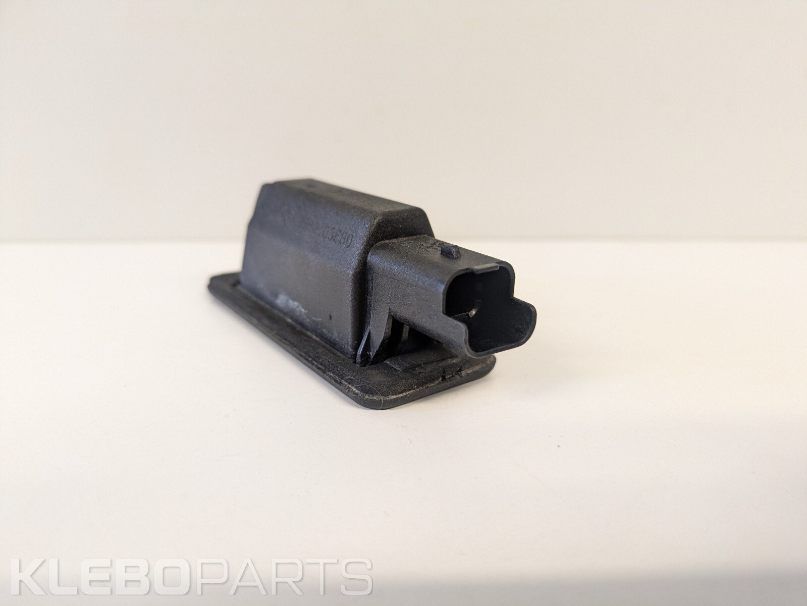 Peugeot 508 SW numerio apšvietimo lemputė 9682403680 OEM 6 Peugeot 508 SW numerio apšvietimo lemputė 9682403680 OEM - Image 6