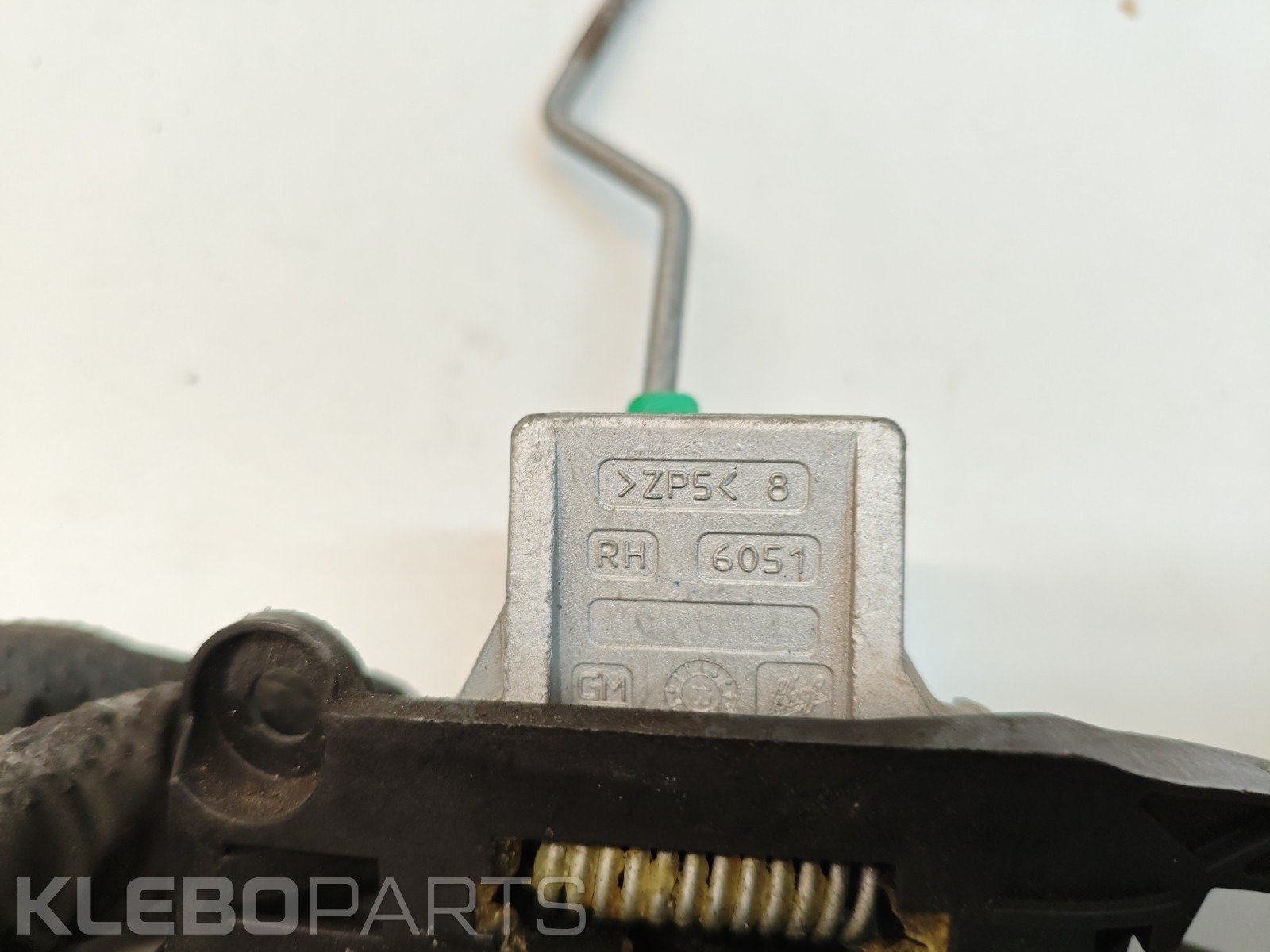 Vauxhall Corsa E 2014–2019 galinė dešinė išorinė durų rankena 14 Vauxhall Corsa E 2014–2019 galinė dešinė išorinė durų rankena - Image 14