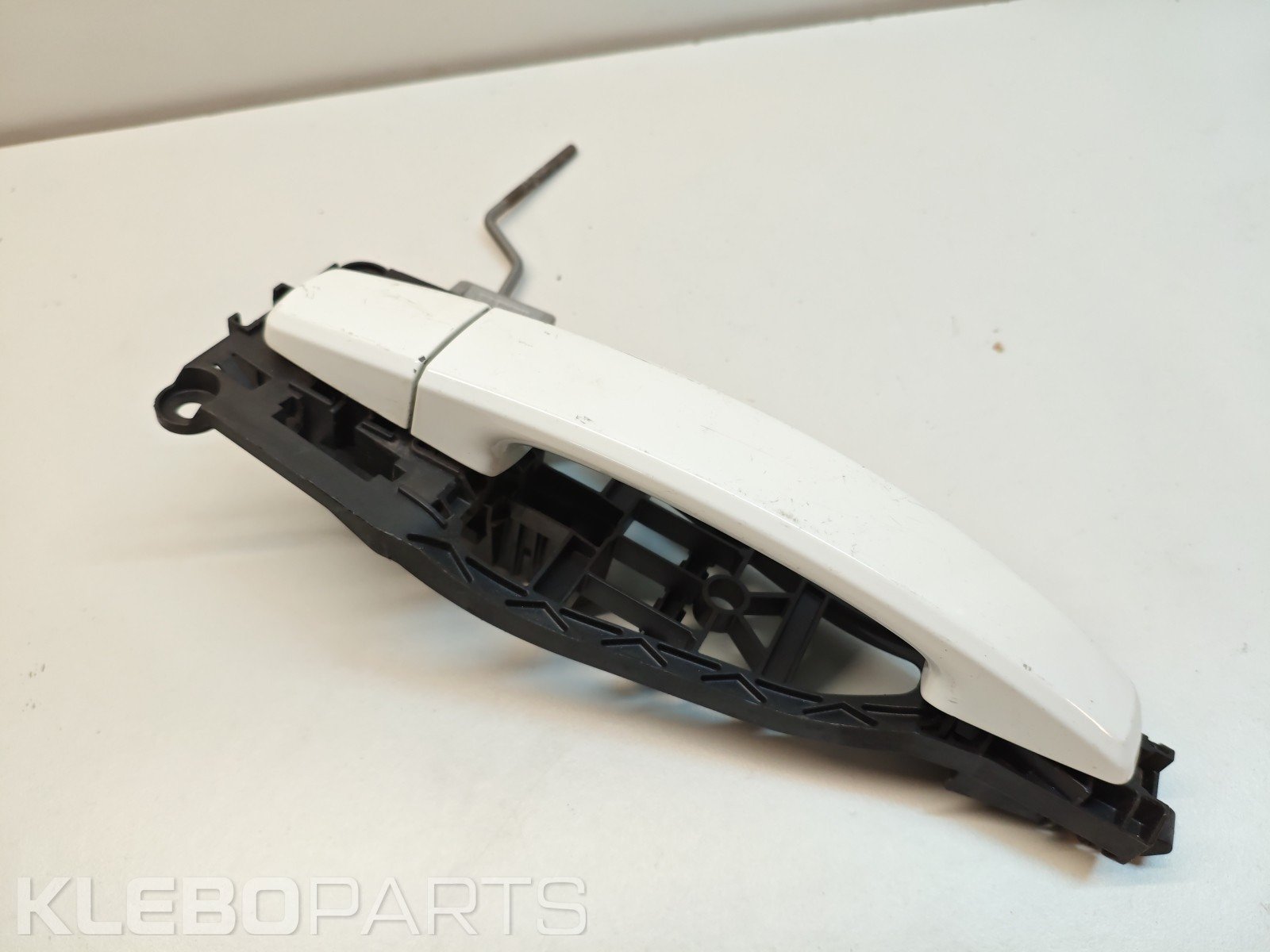 Vauxhall Corsa E 2014–2019 galinė dešinė išorinė durų rankena 7 Vauxhall Corsa E 2014–2019 galinė dešinė išorinė durų rankena - Image 7