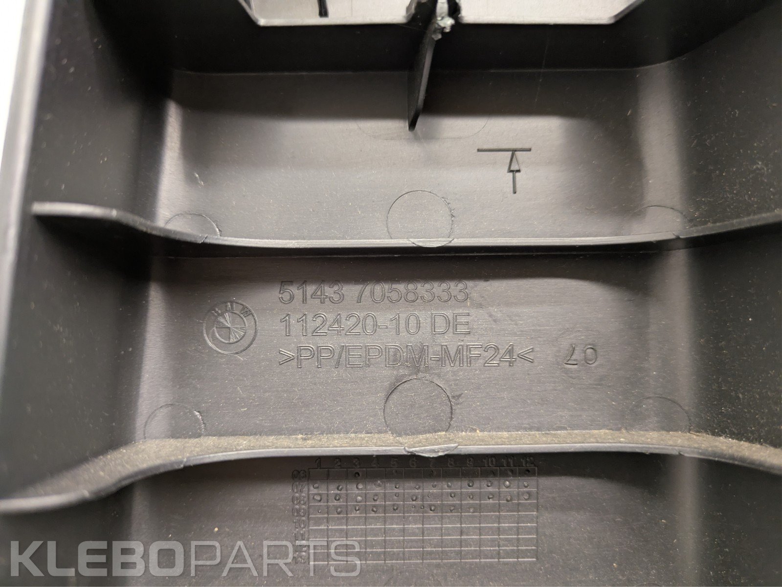 BMW 1 serija E81 B statramsčio kairė juoda apdaila 7058333 / 8036139 12 BMW 1 serija E81 B statramsčio kairė juoda apdaila 7058333 / 8036139 - Image 12