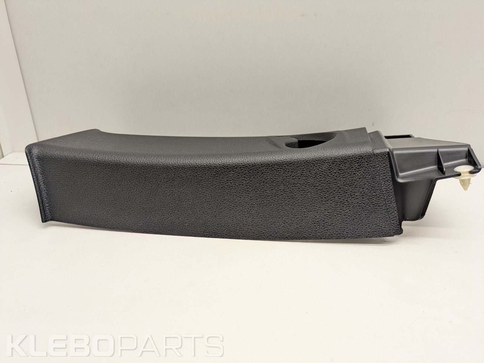 BMW 1 serija E81 B statramsčio kairė juoda apdaila 7058333 / 8036139 6 BMW 1 serija E81 B statramsčio kairė juoda apdaila 7058333 / 8036139 - Image 6