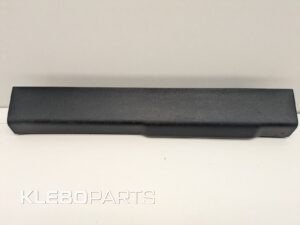 Ford Fiesta 2008–2012 priekinių dešinių durų slenksčio vidaus apdaila 8A61-A13200-ABW