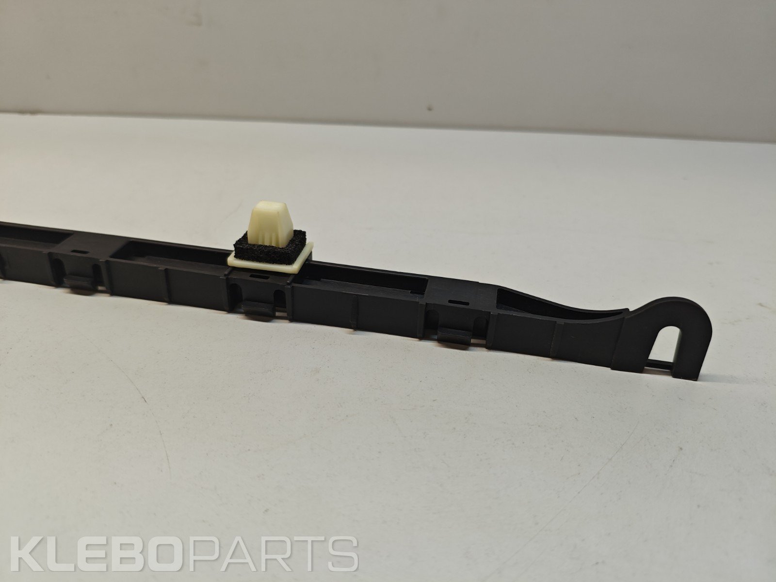 Honda Civic VII ES sedanas 2001–2005 galinio buferio dešinys atstumo įdėklas 71593S5A000 5 Honda Civic VII ES sedanas 2001–2005 galinio buferio dešinys atstumo įdėklas 71593S5A000 - Image 5
