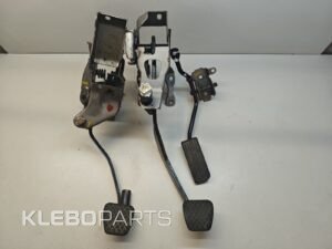 Honda Civic VII 2002–2005 mechaninės dėžės pedalų komplektas