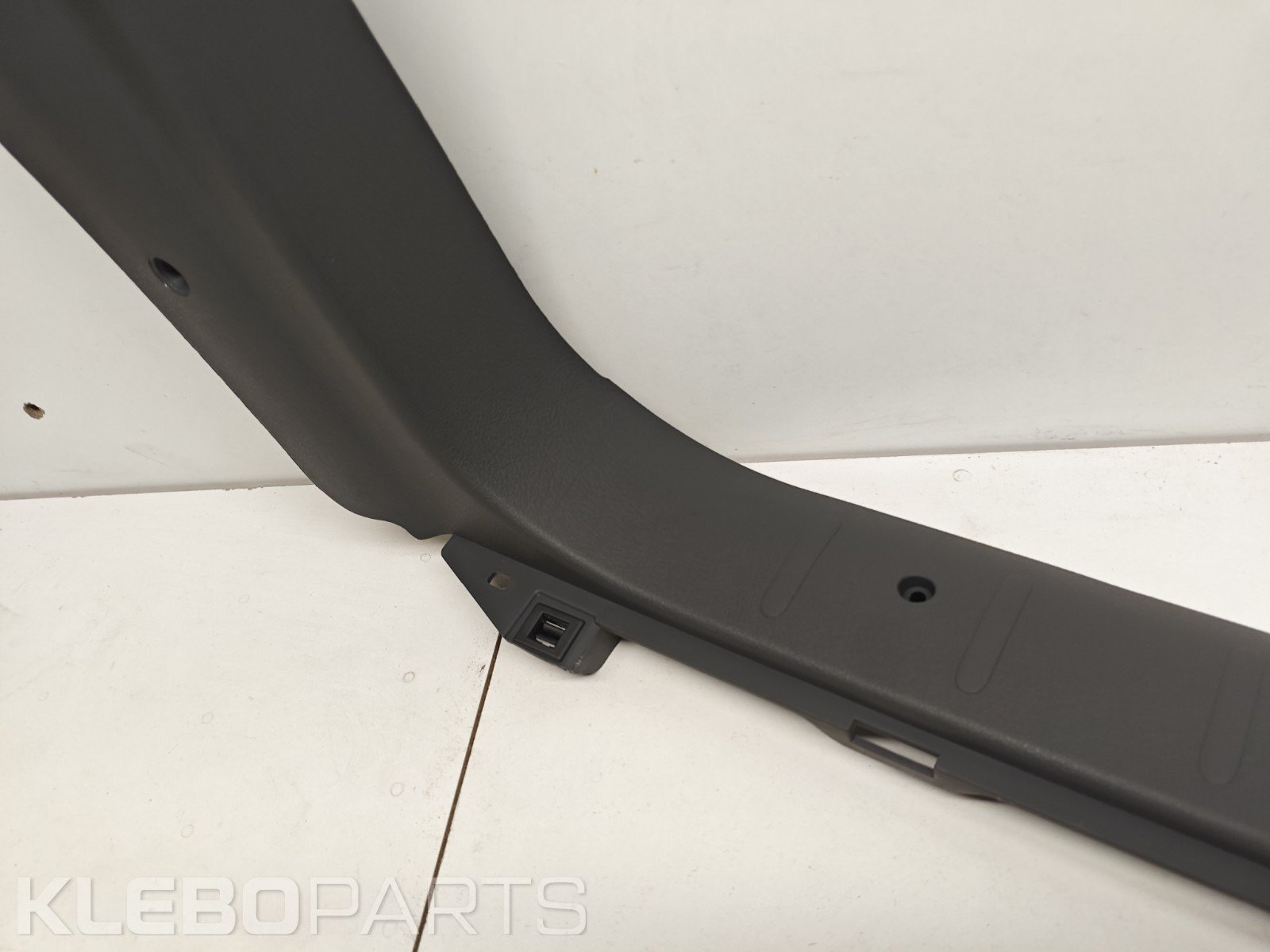 Peugeot Expert Jumpy Scudo 2007–2016 nauja dešinė slenksčio vidaus apdaila 7578R2 6 Peugeot Expert Jumpy Scudo 2007–2016 nauja dešinė slenksčio vidaus apdaila 7578R2 - Image 6