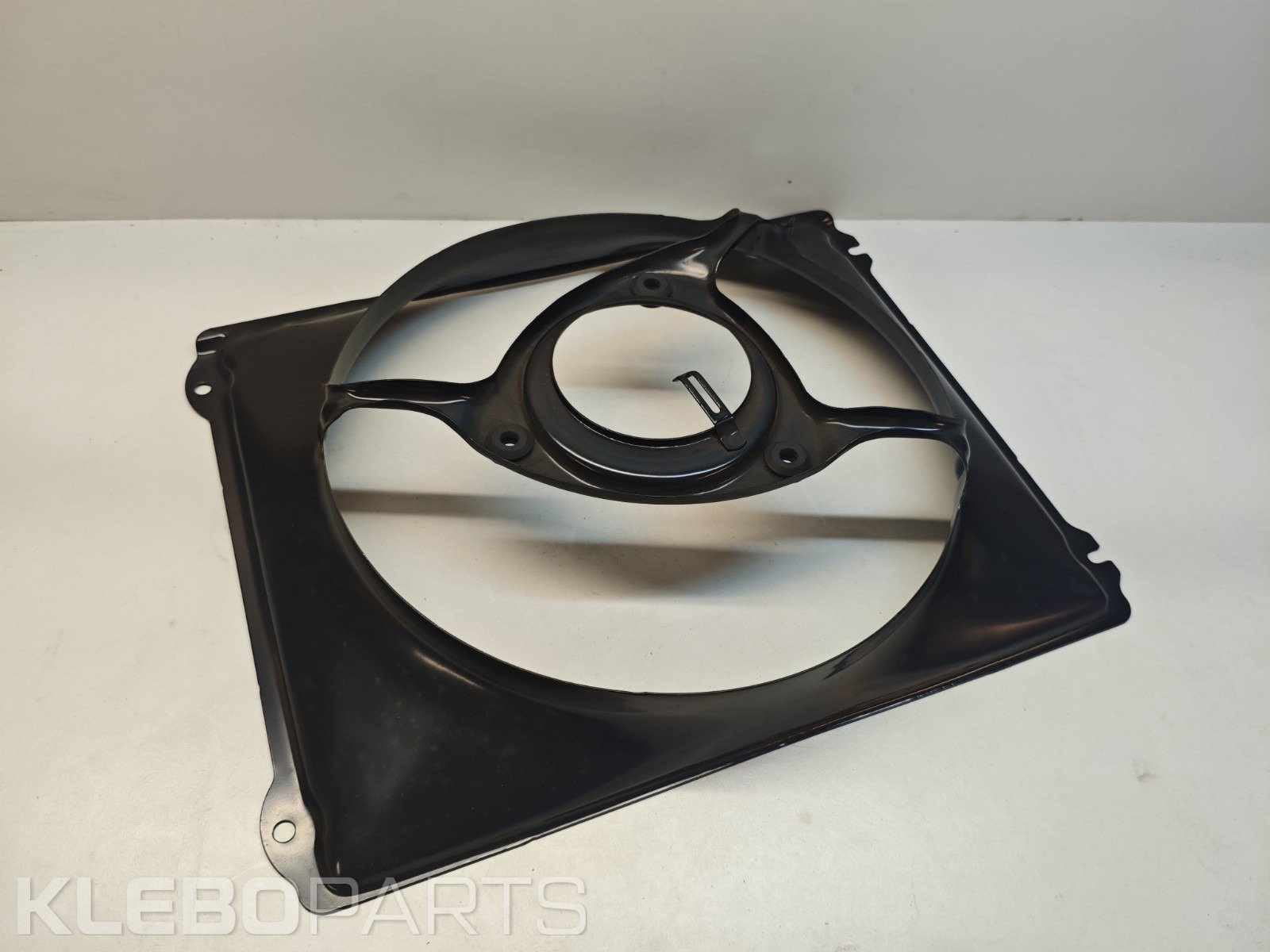 Subaru Legacy 1989–1995 A/C ventiliatoriaus gaubtas 73043AA000 4 Subaru Legacy 1989–1995 A/C ventiliatoriaus gaubtas 73043AA000 - Image 4